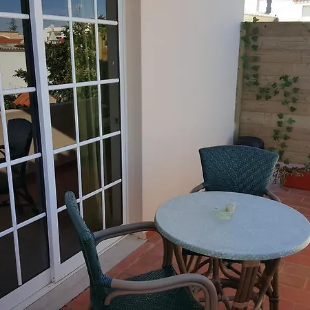 בית הארחה Seaview Olhão