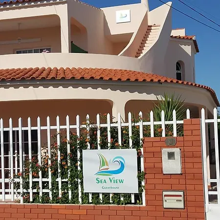 בית הארחה Seaview *